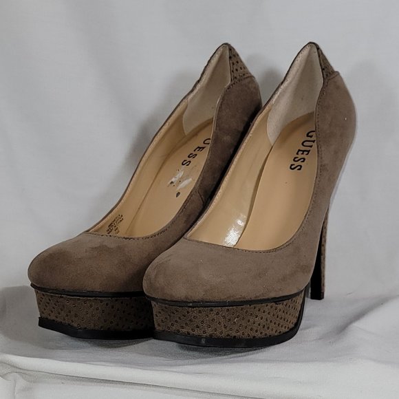 Guess Shoes - Guess heels / platform - brown with polka-dots - Size 6M - NWOT